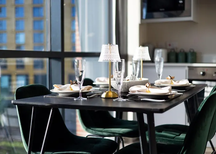 Apartment, Walk Everywhere , Views Апартаменти *